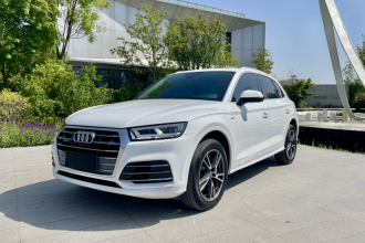 奥迪Q5L 2018款 45 TFSI 尊享时尚型 国V