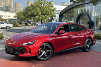 名爵 MG7 2023款 2.0T 自动Trophy+激擎耀世版