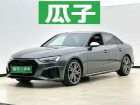 奥迪S4 2023款 S4 3.0TFSI