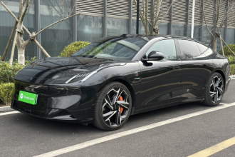 领克Z10 2024款 STARBUFF 95kWh 680km四驱智驾