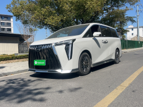 广汽传祺 传祺M8 2024款 宗师系列 400T 至尊版