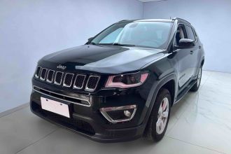 Jeep 指南者 2020款 220T 自动精英版