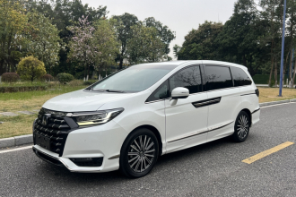 本田 艾力绅 2022款 2.0L e:HEV 豪华先享版