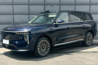 智己汽车 智己LS9 2026款 52 Ultra