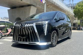 广汽传祺 传祺M8 2023款 宗师系列 400T 旗舰版