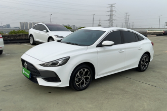 名爵 MG5 2022款 180DVVT CVT青春风尚版