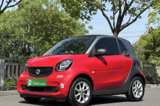 smart fortwo 2015款 1.0L 52千瓦硬顶灵动版