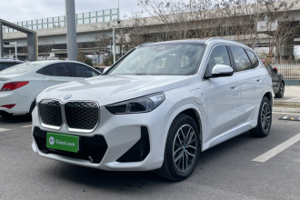 宝马iX1 2025款 eDrive25L M运动套装