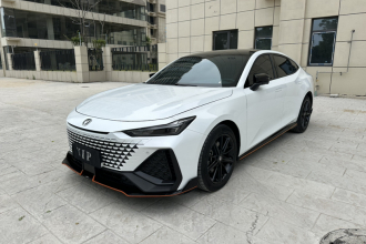 长安UNI-V 2023款 2.0T 锋速版