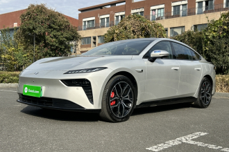 东风奕派 eπ007 2025款 纯电 565四驱Max领航版