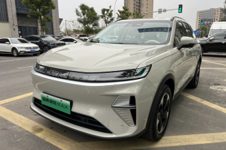 哈弗枭龙MAX 2025款 Hi4 165 Ultra 智驾版