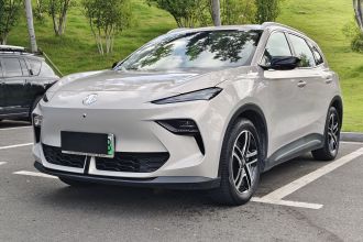 名爵 MG ES5 2025款 525max 后驱智驾版
