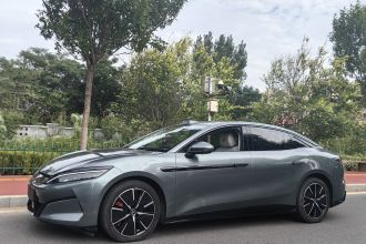 比亚迪 汉L 2025款 DM-i 200KM激光雷达旗舰型