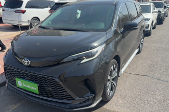 丰田 格瑞维亚 2024款 2.5L混动 尊贵PLUS版