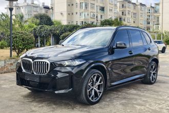 宝马X5 2023款 xDrive 30Li 尊享型M运动套装
