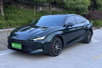名爵 MG7 2026款 2.0T 405 AT奢享版