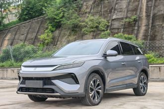 比亚迪 宋Pro新能源 2025款 第二代 DM-i 115KM超越型