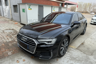 奥迪A6L 2022款 45 TFSI 臻选动感型