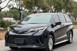 丰田 格瑞维亚 2023款 2.5L混动 舒适版