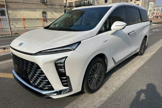 别克GL8新能源 2024款  陆尊 奢享版 7座