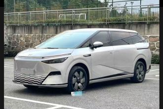 小鹏X9 2024款 610长续航Pro