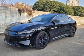 比亚迪 汉 2023款 EV 冠军版 605KM前驱尊贵型