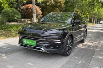 比亚迪 宋PLUS新能源 2023款 冠军版 DM-i 110KM 旗舰PLUS