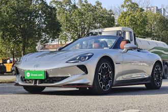 名爵 MG Cyberster 2024款 501km 魅力心动版