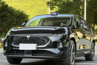 岚图汽车 岚图知音 2025款 四驱乾崑版