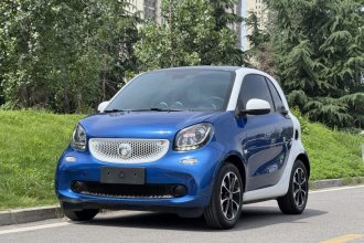 smart fortwo 2015款 1.0L 52千瓦硬顶激情版
