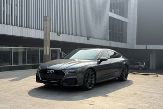 奥迪A7 2022款 45 TFSI 臻选型