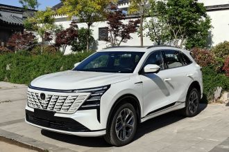 长安CS75 PLUS 2025款 第四代 1.5T 新蓝鲸 智慧尊享型