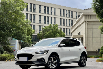 福特 福克斯Active 2021款 EcoBoost 180 自动劲潮型