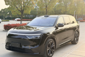 鸿蒙智行 问界M8 2025款 增程 Max+版 53.4kWh 5座版 (192线激光雷达）