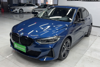 宝马1系 2021款 改款 125i M运动曜夜版