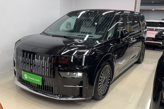 极氪009 2024款 六座行政版四驱 108kWh