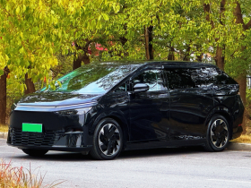 小鹏X9 2024款 702超长续航Max