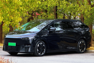 小鹏X9 2024款 702超长续航Max