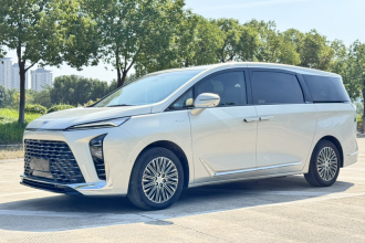 别克GL8新能源 2024款 陆尊 奢享版 6座