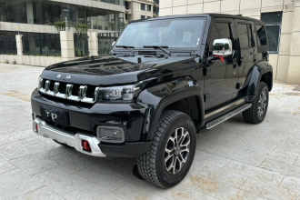 北京越野 北京BJ40 2024款 2.0T 城市猎人荣耀版
