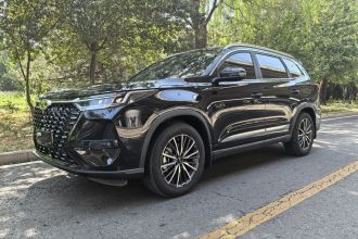 奇瑞 瑞虎8 PRO 2025款 290T 两驱尊贵版