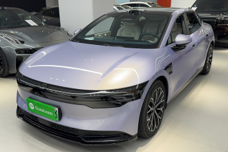 极氪007 2025款 四驱智驾版 75kWh