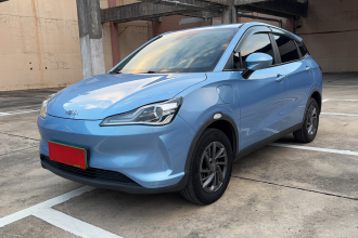 哪吒汽车 哪吒V 2022款 潮 300 Lite 磷酸铁锂