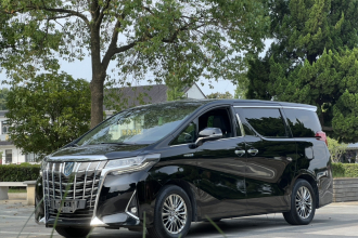 丰田 埃尔法 2020款 双擎 2.5L 尊贵版