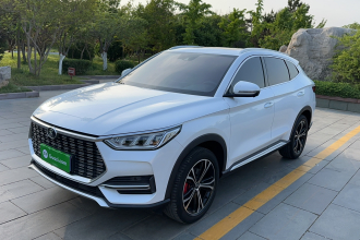 比亚迪 宋PLUS 2020款 1.5T 自动尊贵型