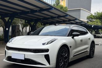 极氪001 2025款 WE版 100kWh 后驱