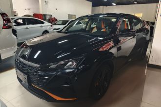 东风风神 奕炫 2023款 马赫版 1.5L 自动追影版