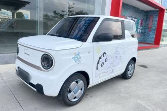 吉利银河 2023款 熊猫mini 120km 萌萌熊