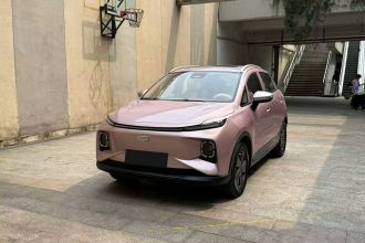 吉利几何E萤火虫 2024款 401km 萤光