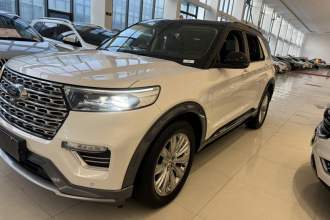 福特 探险者 2020款 EcoBoost 285 四驱钛金版 6座